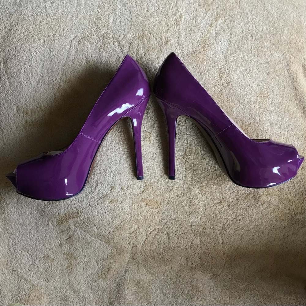 โSOLDโ Enzo Angiolini Purple Patent Peep Toe Pumps - Picture 6 of 7
